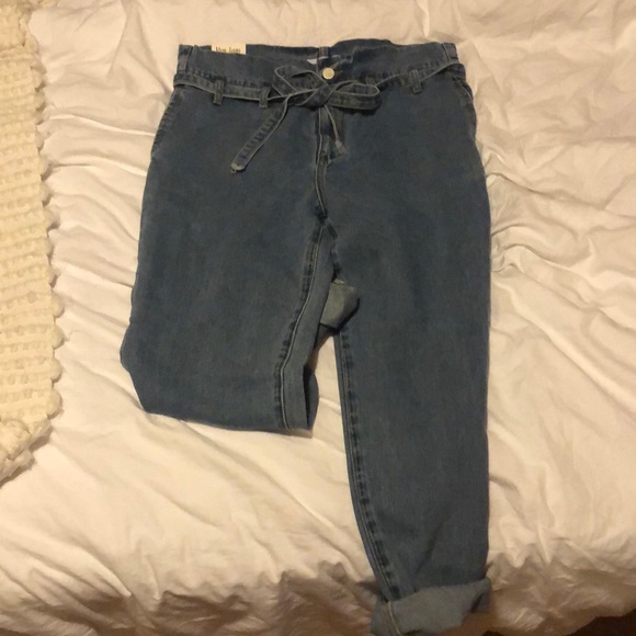 Mom Jeans Tie Waist — Tags attached - Picture 2 of 3